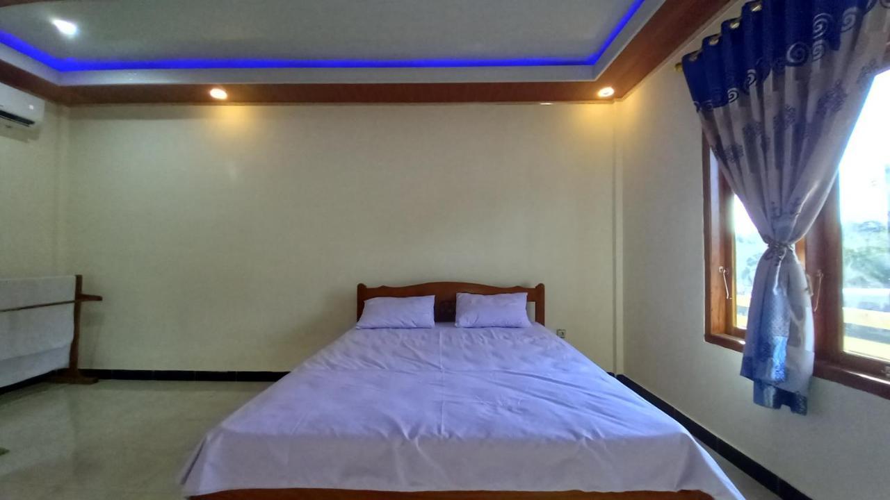 Benedict Guesthouse By Mori Hospitality Labuan Bajo Esterno foto