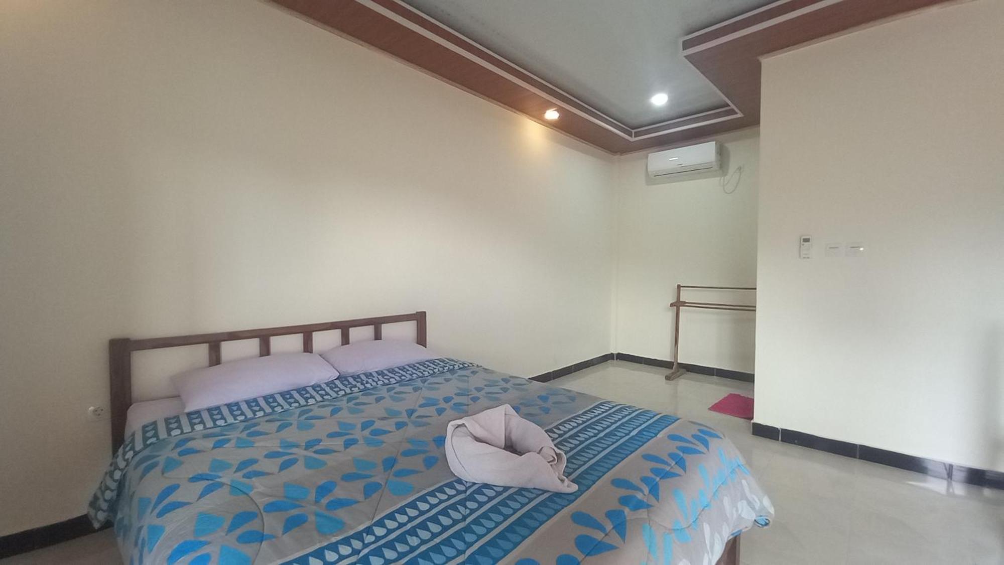Benedict Guesthouse By Mori Hospitality Labuan Bajo Esterno foto