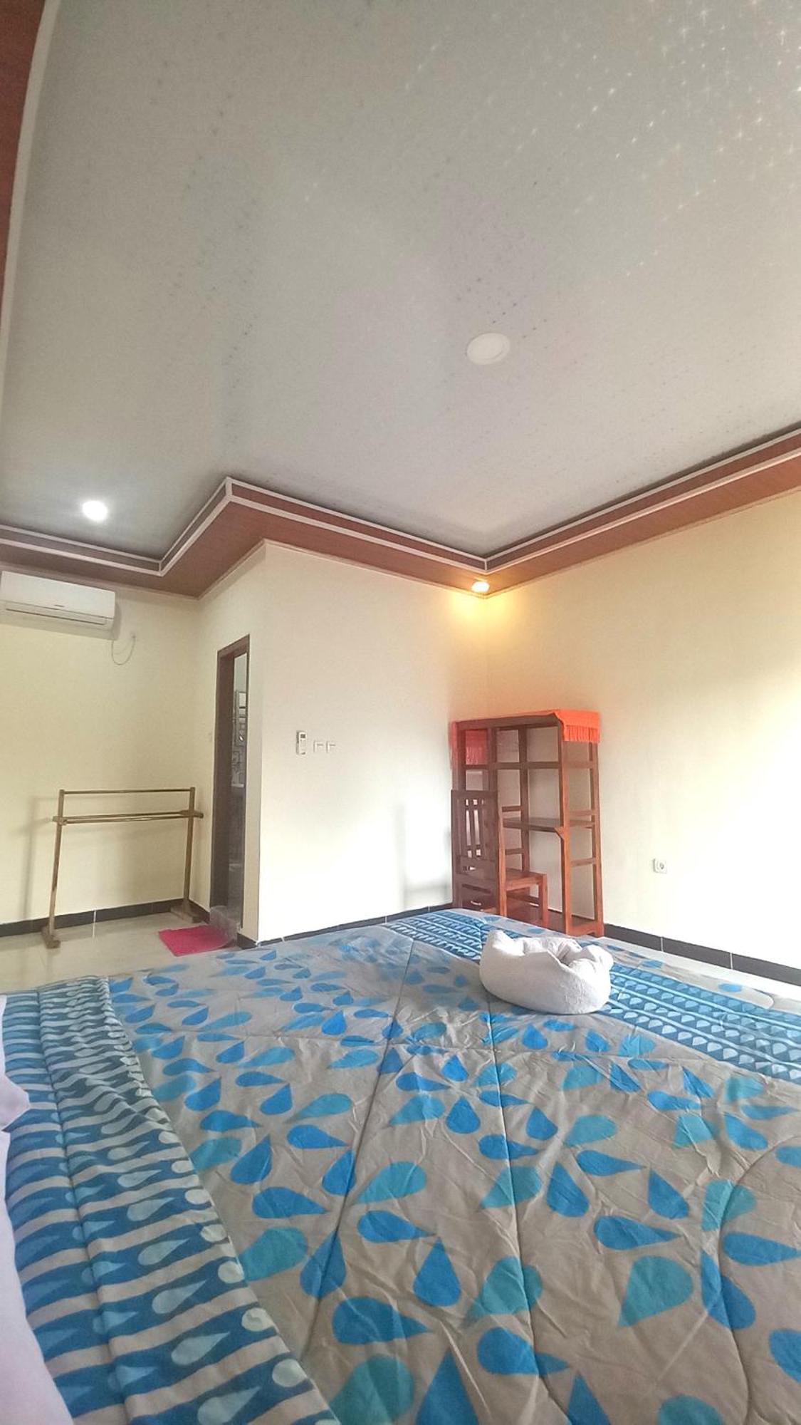 Benedict Guesthouse By Mori Hospitality Labuan Bajo Esterno foto